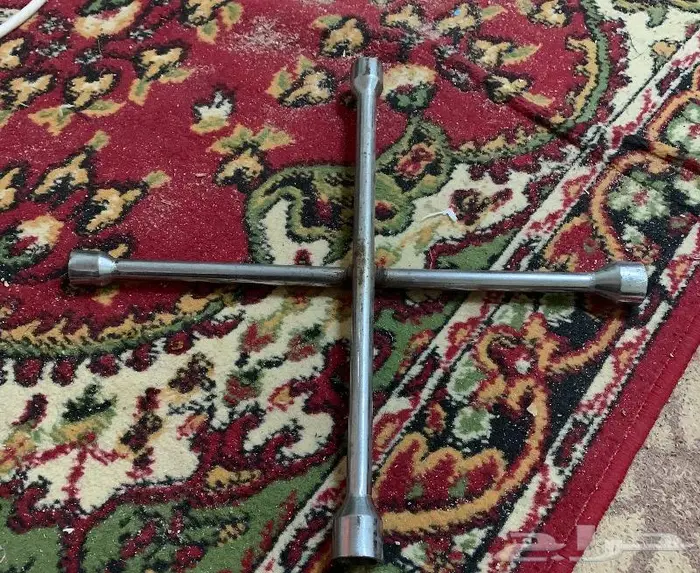 مفك عجل للبيع 0