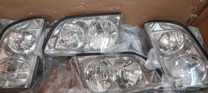 للبيع بعض قطع لكزس ال اس 400 2