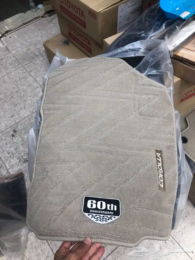 فرشات كامري موديل 2012-2017 ب300ريال 0