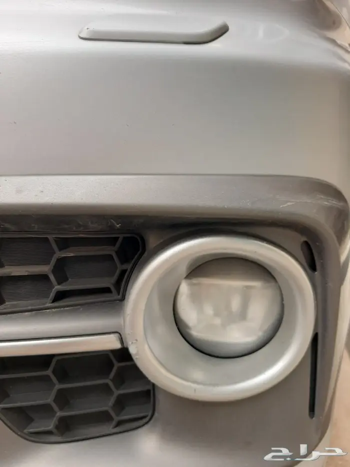 تلميع كاميرا لكزس الامامية 3