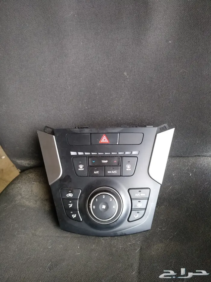 مفتاح مكيف سنتافي من موديل 15الي 19 0