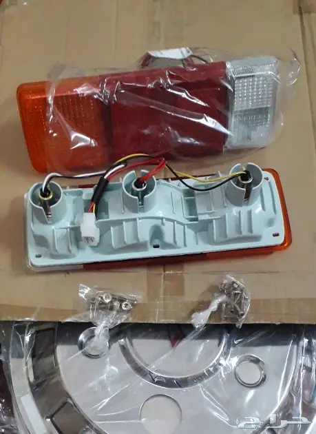 ديكورات و علامه دايهاتسو و قطع غيار قلاب 33