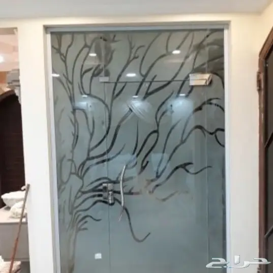 مرايات وزجاج سكوريت وشور بوكس 61