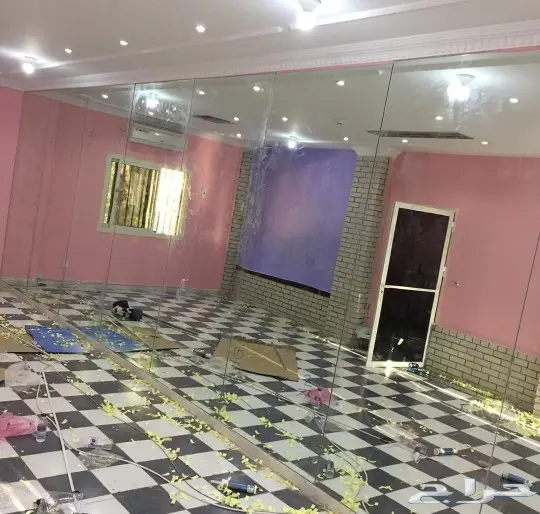 مرايات وزجاج سكوريت بجده 64