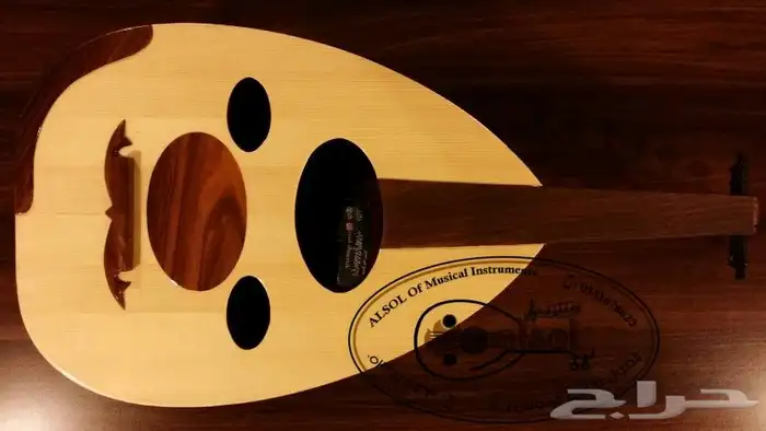 عود موسيقي للبيع 3