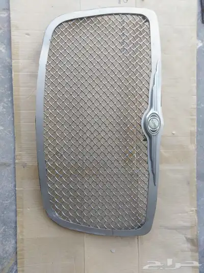 توجد دبه وسطيه كليزلر2008للبيع 22