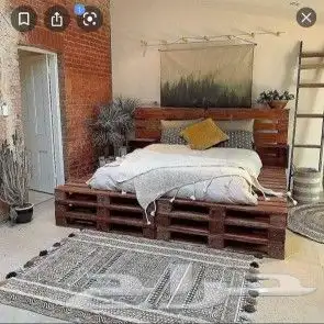 سرير كلاسيكي من الطبليات الخشبيه 0