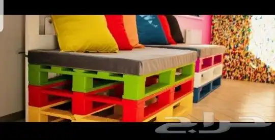 رقم (1) كراسي من خشب الطبليات كلاسيك 9