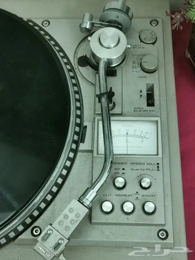 مشغل اسطوانات ياباني قديم مميز وقوي 1976م 19