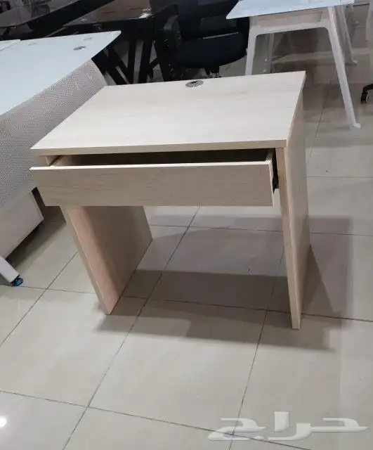 أثاث مكتبي أثاث مدرسي كراسي محاضرات مدرسية 9