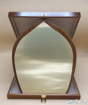 دروع و أوسمة 30