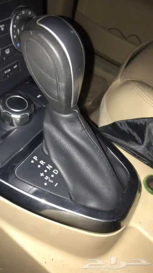 جلد - غطا - تلبيسة عصا القير و الهند بريك لاند روفر LR2 1