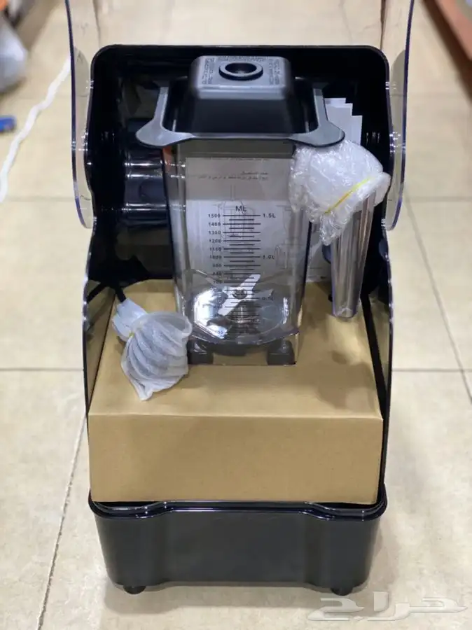 خلاط عصير كاتم صوت درجه اولى ضمان وصيانه. كميه محدوده 4