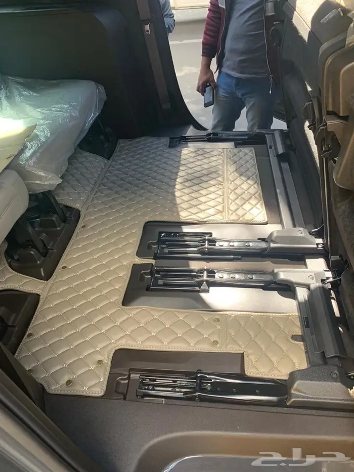 دعاسات جلد لحماية الارضية مرسيدس s 26