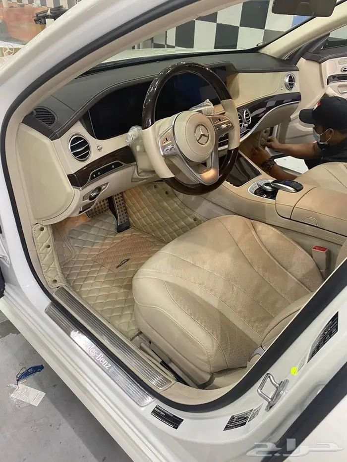 دعاسات جلد لحماية الارضية مرسيدس s 33