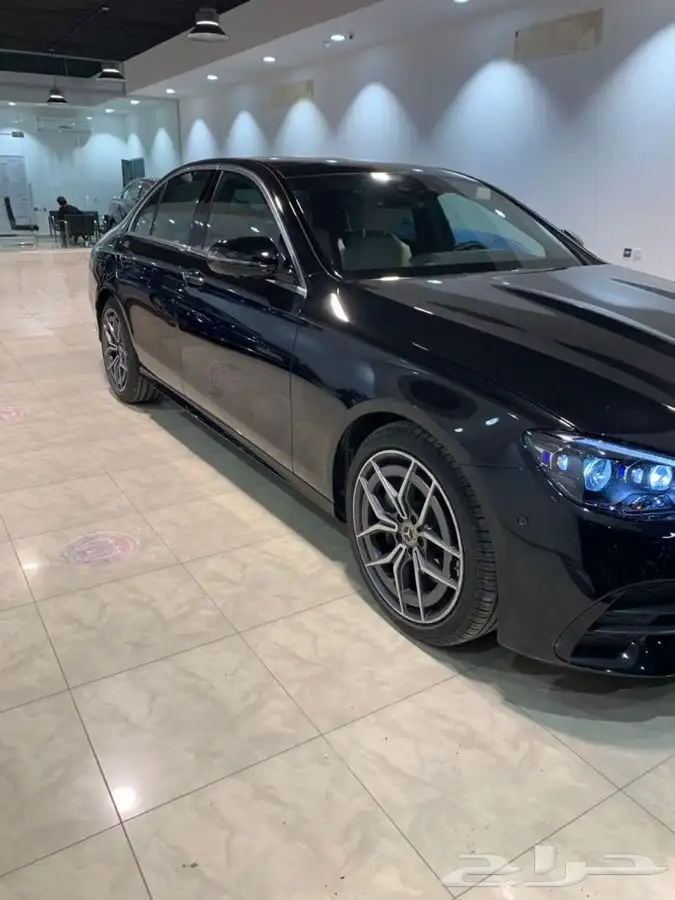 مرسيدس E300 موديل 2021 للايجار 2