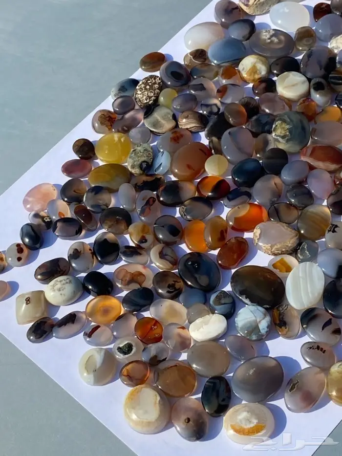 200حجر عقيق يماني طبيعي اغلبها مصورات صغيره 9