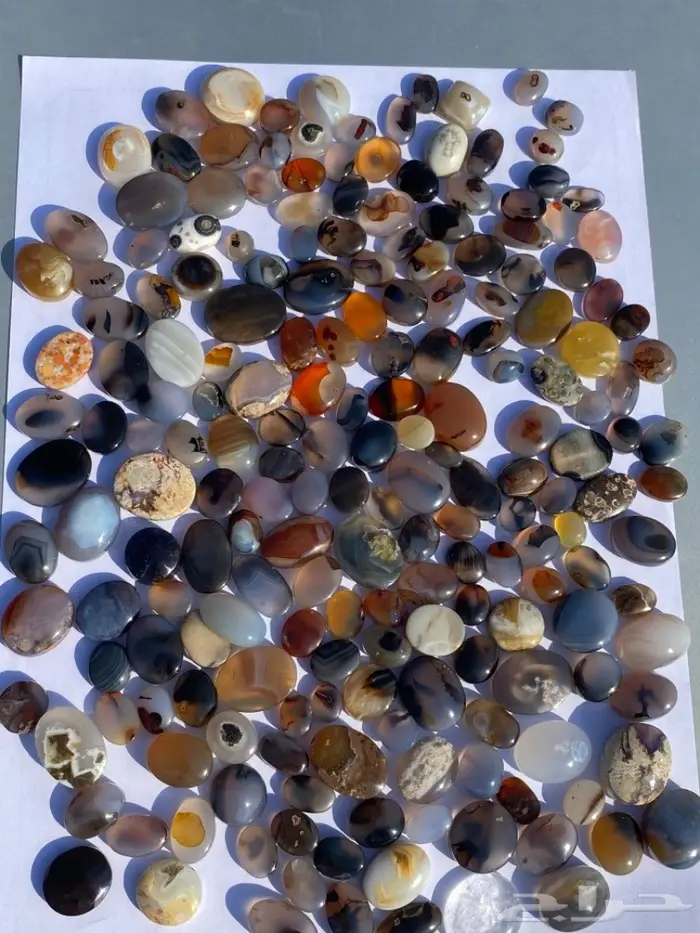 200حجر عقيق يماني طبيعي اغلبها مصورات صغيره 10