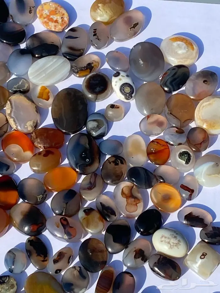 200حجر عقيق يماني طبيعي اغلبها مصورات صغيره 5