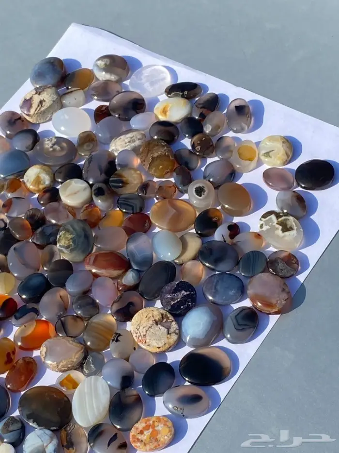 200حجر عقيق يماني طبيعي اغلبها مصورات صغيره 15