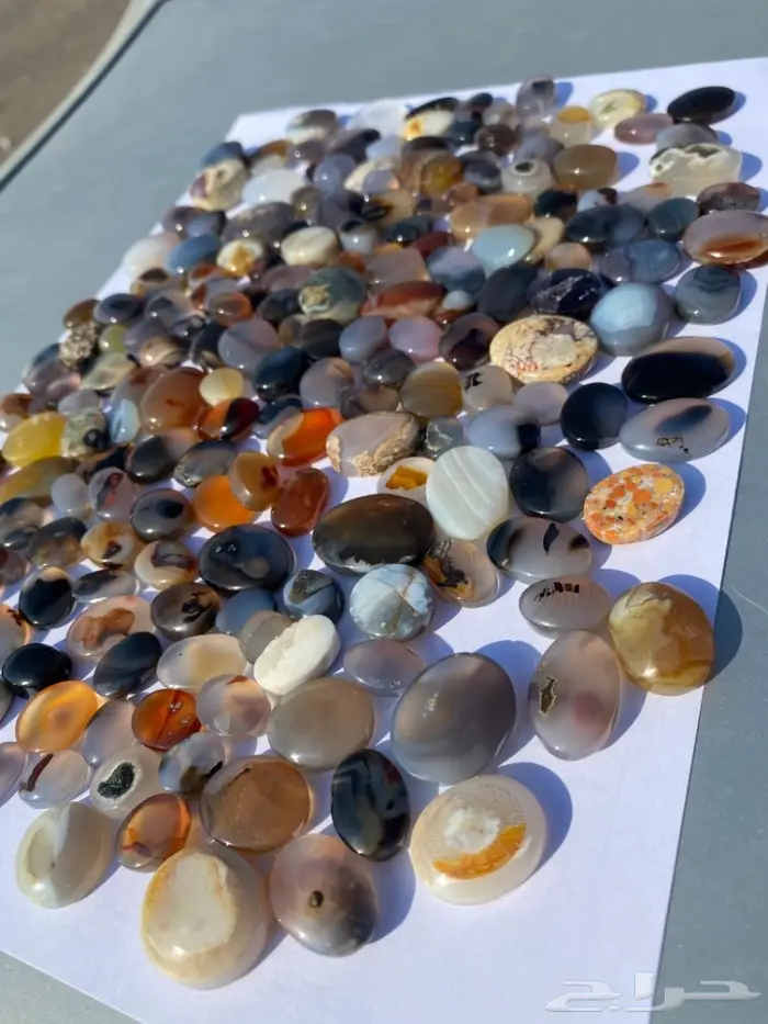200حجر عقيق يماني طبيعي اغلبها مصورات صغيره 19