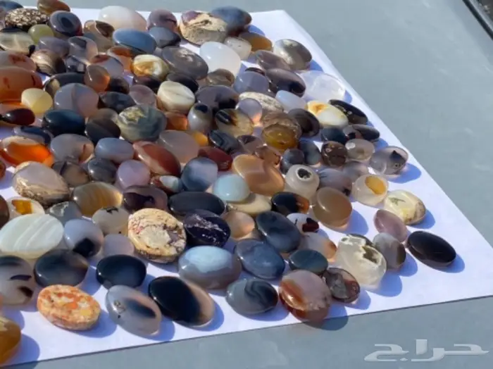 200حجر عقيق يماني طبيعي اغلبها مصورات صغيره 4