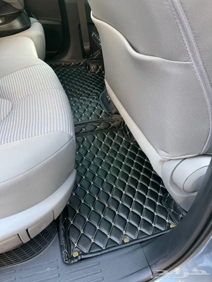 ارضيات جلد فاخرة تويوتا هايلايندر  2