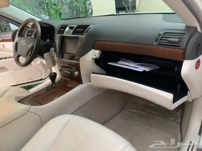 لكزس مخزن LS 460 عداد 86 10