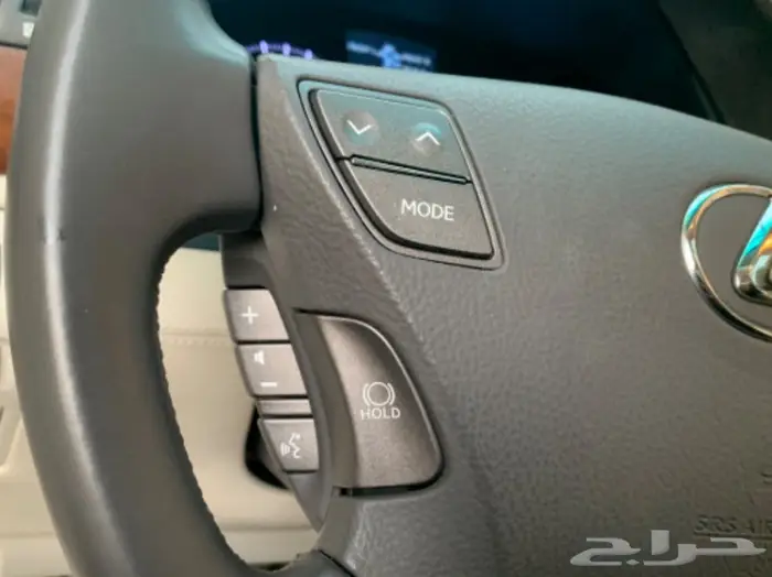 لكزس مخزن LS 460 عداد 86 18