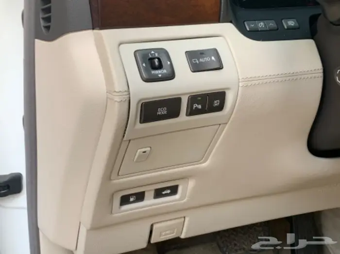 لكزس مخزن LS 460 عداد 86 24