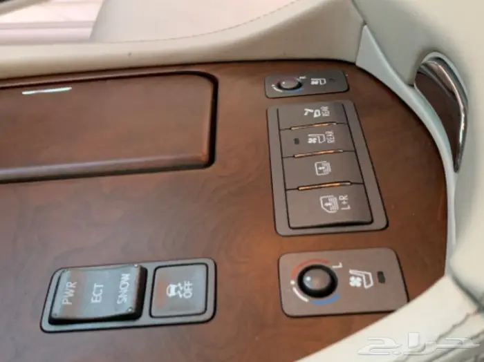 لكزس مخزن LS 460 عداد 86 39