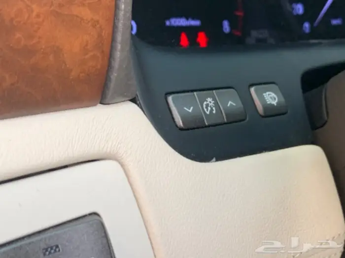 لكزس مخزن LS 460 عداد 86 41