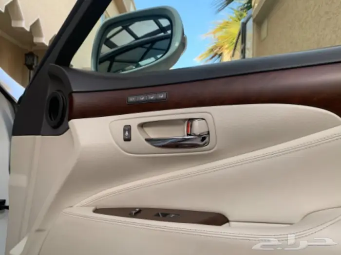 لكزس مخزن LS 460 عداد 86 43