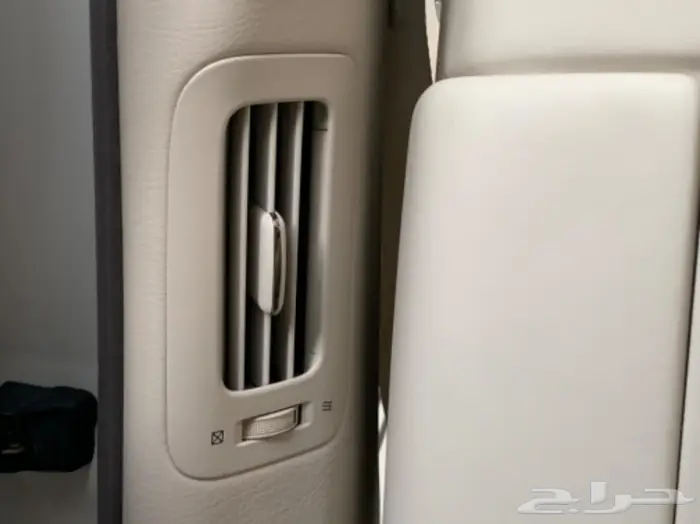 لكزس مخزن LS 460 عداد 86 51