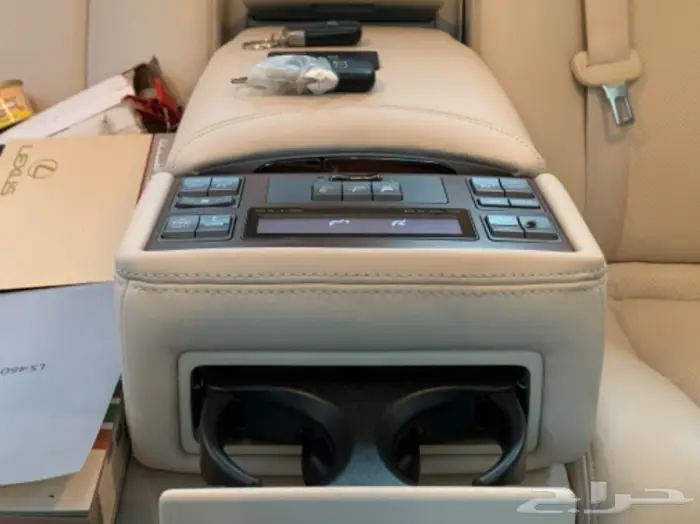 لكزس مخزن LS 460 عداد 86 61