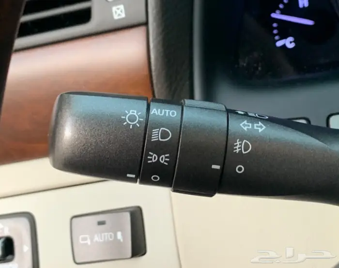 لكزس مخزن LS 460 عداد 86 21