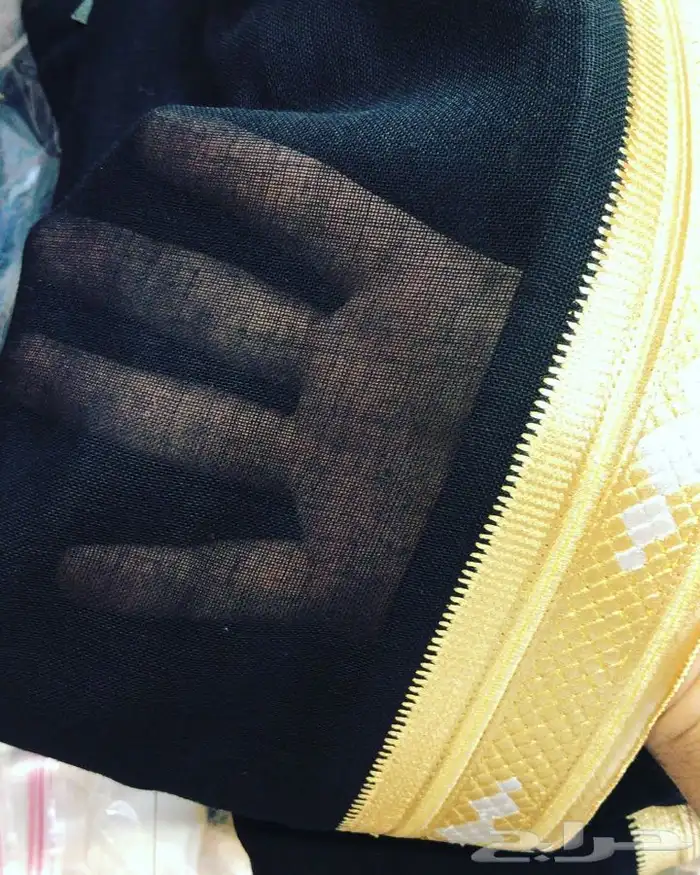 سيف وبشت هدية ساعة عطر عود زوج تقاعد درع 22