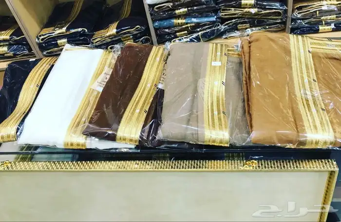 سيف وبشت هدية ساعة عطر عود زوج تقاعد درع 19