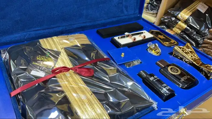 طقم هدايا سيوف تخرج ملازم دروع تذكارية  1