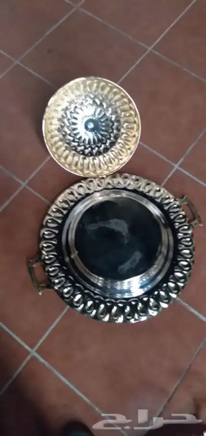 للبيع 4 صحون ضيافه نحاس لتقديم الأطعمة 3