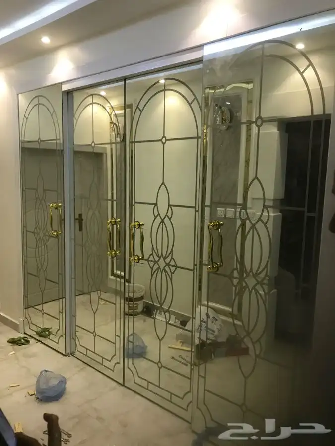 مؤسسه لتصنيع الابواب الخشب والالومنيوم0 4