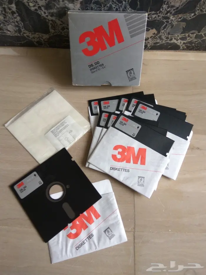 فلوبي قديم مقاس خمسةوربع floppy disk 5.25 0