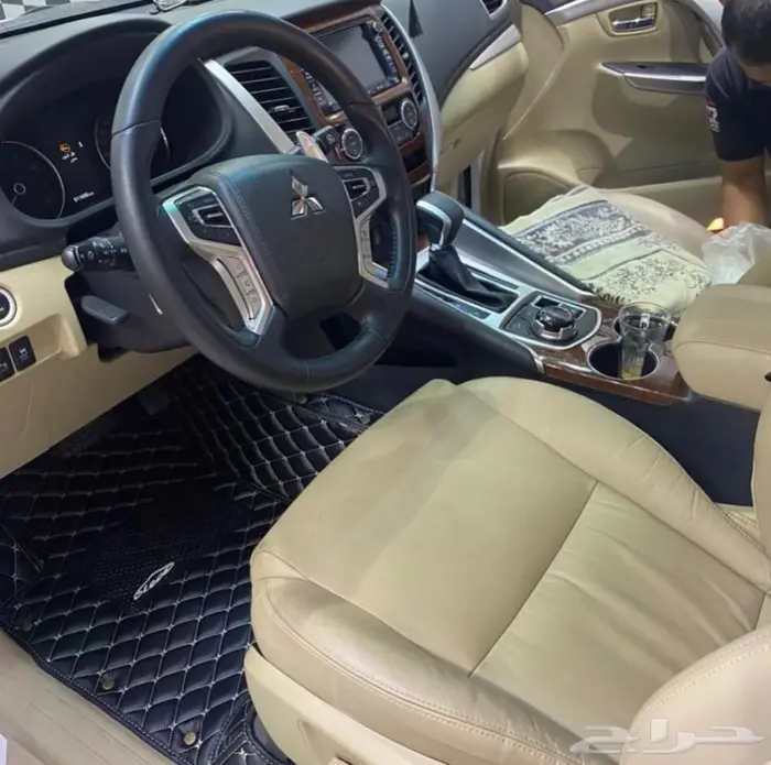 دعاسات أرضية جلد VIP 22