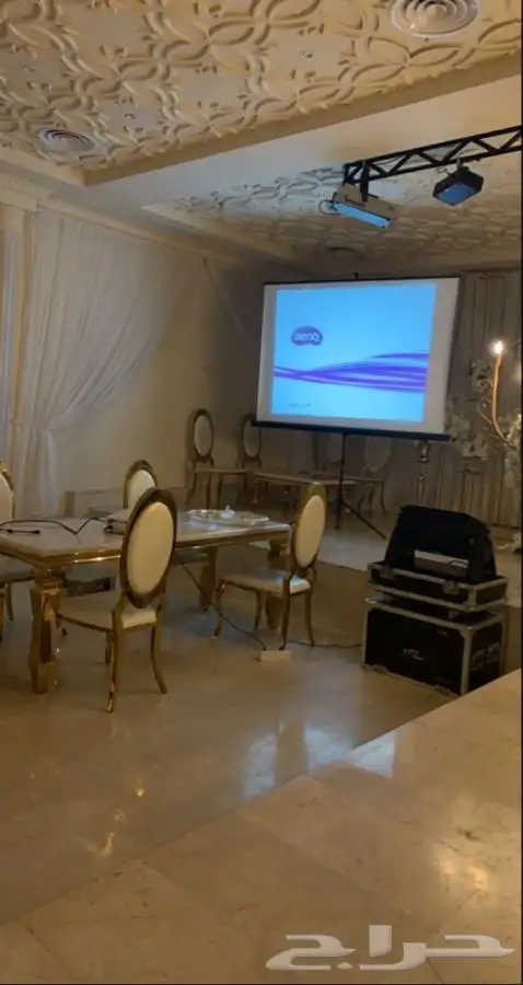 تأجير سماعات بروجكتر وليزرات ومكعبات مجوفة مضيئة وجهاز بخار 16