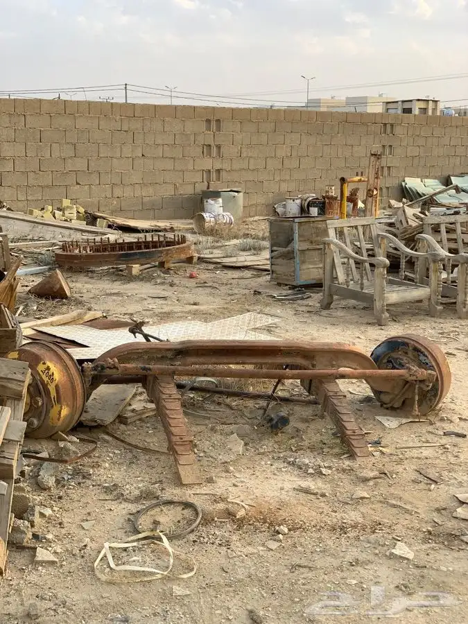 للبيع دنقل كرين نيسان بي اتش 25 طن نظيف 1