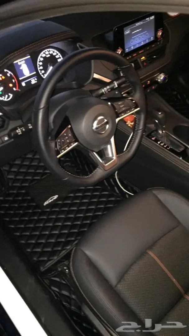 ارضيات جلد فاخره للسيارات  0