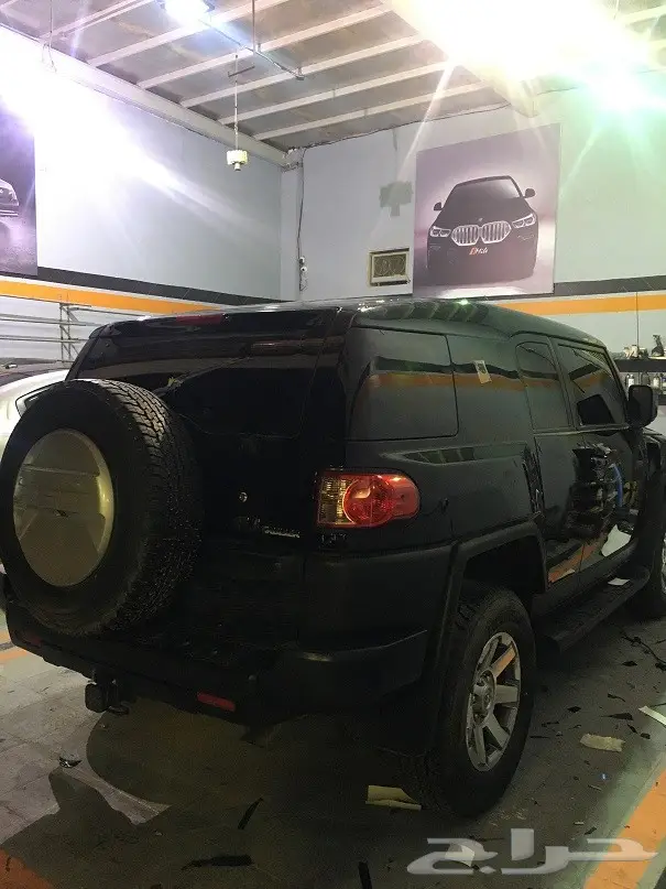 تجليد فضيات الصدام وشبك التويوتا FJ 1