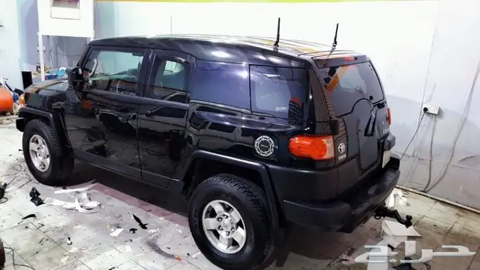 تجليد فضيات الصدام وشبك التويوتا FJ 4