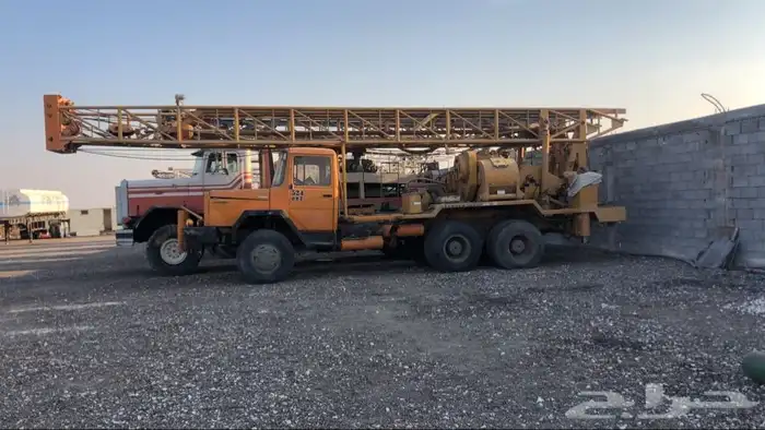 حفار ابار ايطالي مقاس 1500 شغال علا الشرط 2