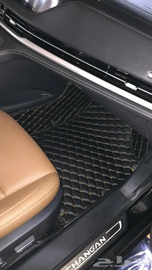 ارضيات جلد فاخره للسيارات 18